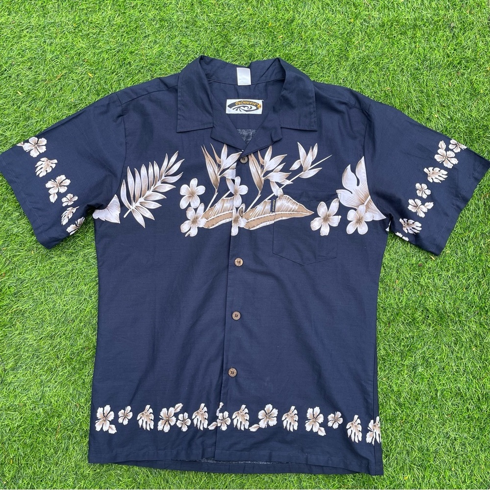 PALMWAVE HAWAII Blue AND WHITE FLORAL SHIRT medium Preowned vacation Hawaiian